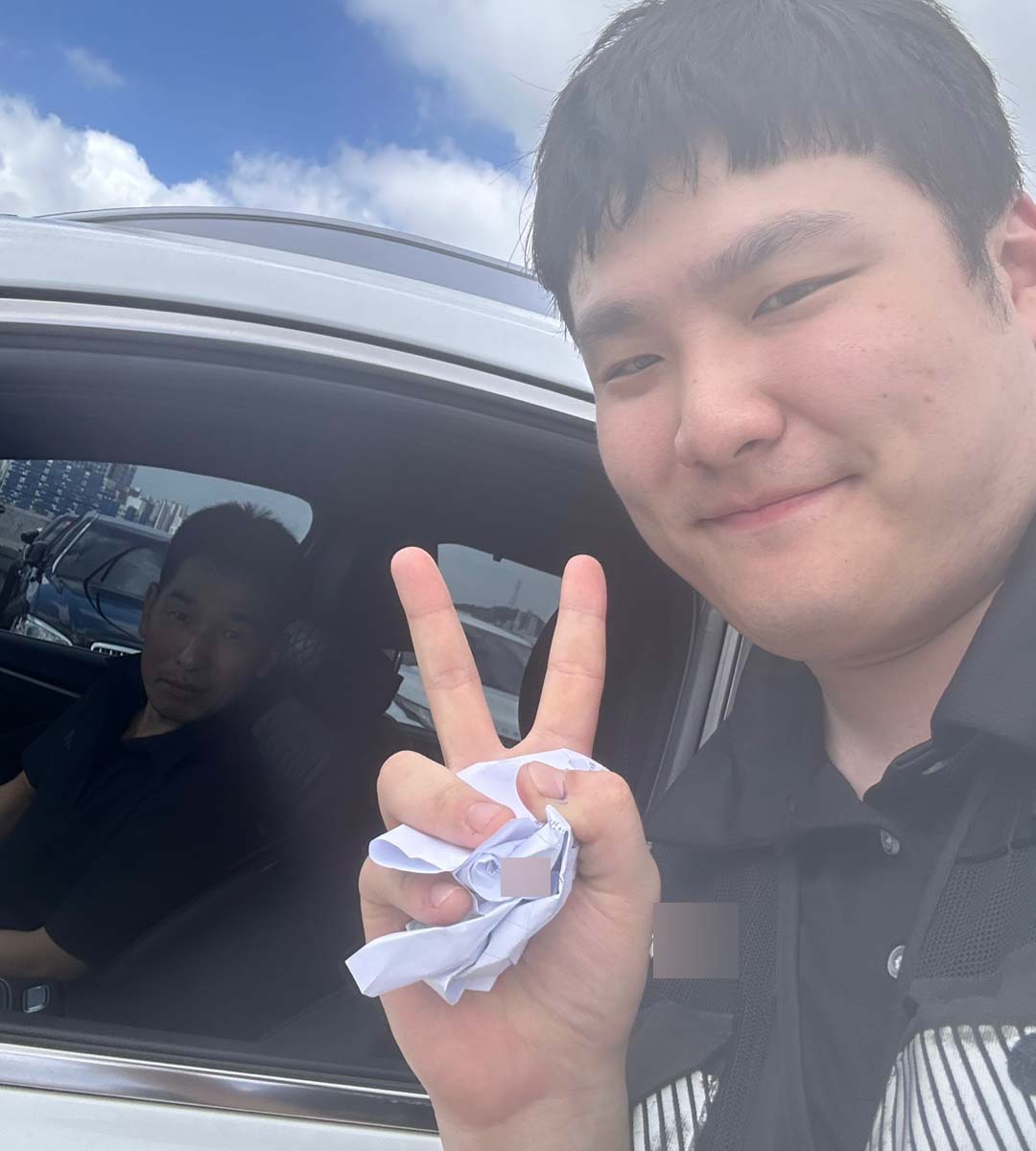 어라운드뷰까지 살펴본 더뉴싼타페 중고차리스